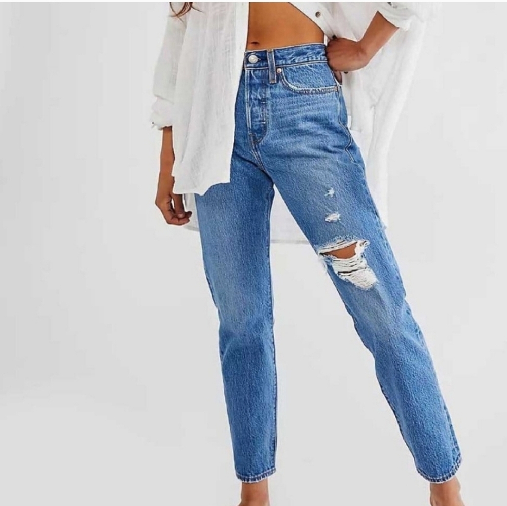 Levi's Wedgie Icon High Rise Athens Asleep Jeans  sz 27